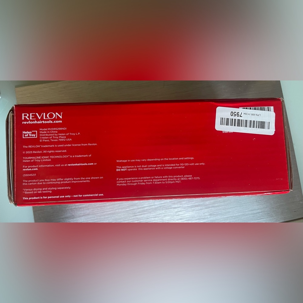 Revlon One-Step Volumizer PLUS 2.0 Hair Dryer and Hot Air Brush. Price $70 - Picture 4 of 5
